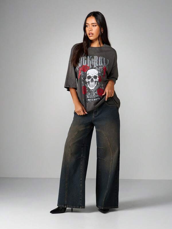 MISSGUIDED Oversized Graphic T-Shirt With Skull Print