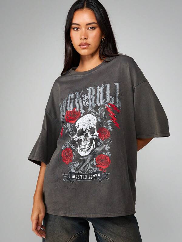 MISSGUIDED Oversized Graphic T-Shirt With Skull Print