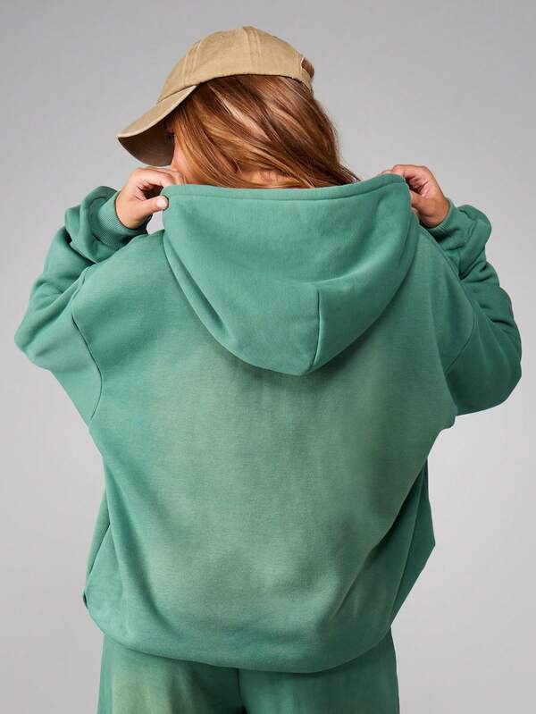 MISSGUIDED Oversized Hoodie With Drawstring And Centre Pocket