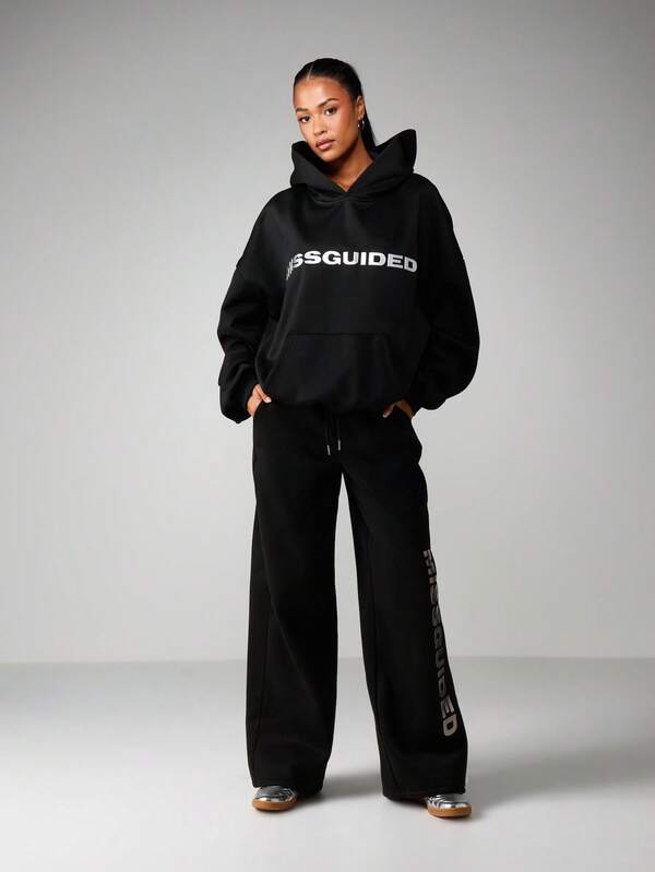 MISSGUIDED Oversized Hoodie With Front Pocket