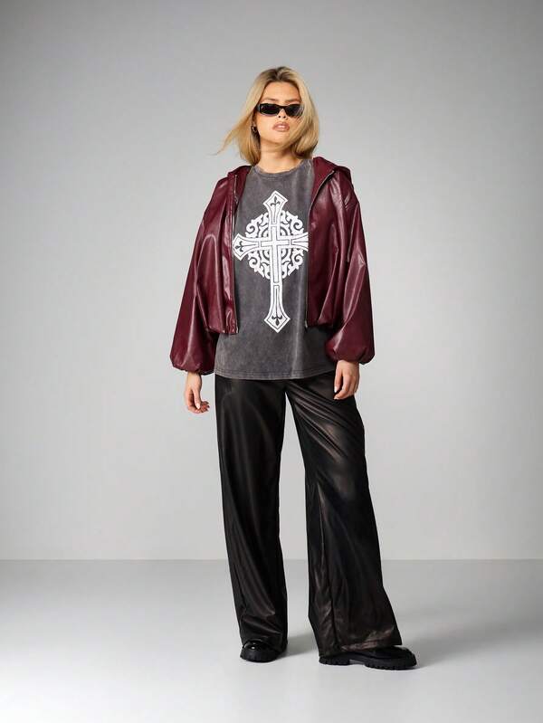 MISSGUIDED Oversized Long Sleeve Cross Graphic Tee