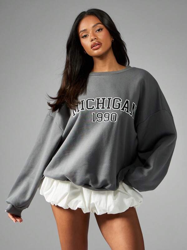 MISSGUIDED Oversized Michigan Graphic Sweatshirt