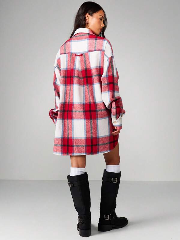 MISSGUIDED Oversized Plaid Flannel Button Down Shirt