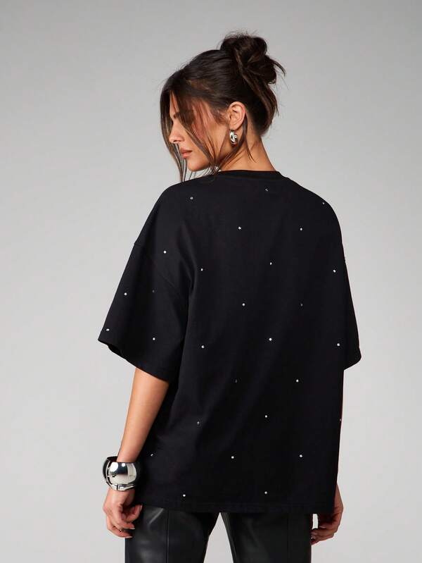 MISSGUIDED Oversized Rhinestone Detail Crew Neck Tee