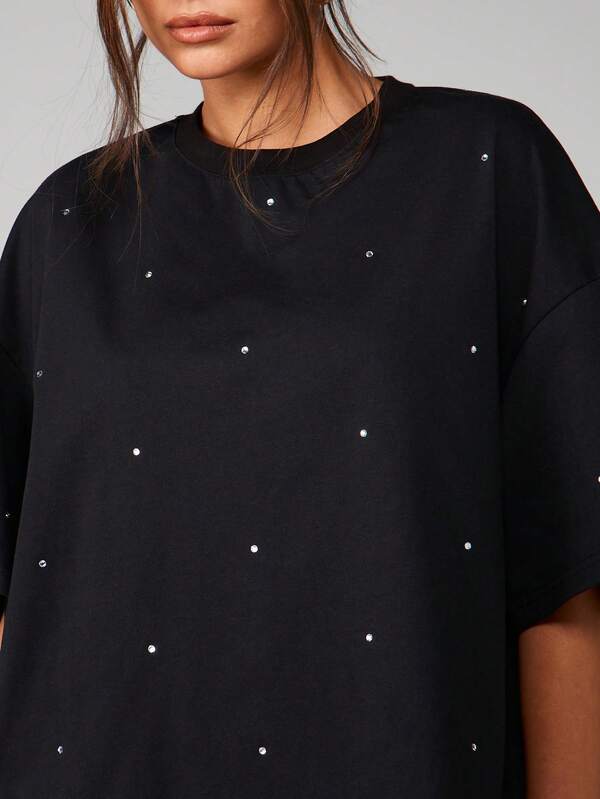 MISSGUIDED Oversized Rhinestone Detail Crew Neck Tee