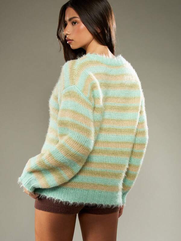 MISSGUIDED Oversized Striped Fuzzy Sweater With Long Sleeves