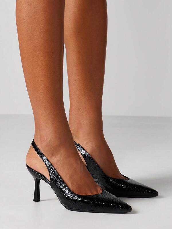 MISSGUIDED Patent Leather Pointed Toe Slingback Pumps