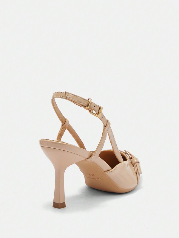 MISSGUIDED Patent Leather Pointed Toe Slingback Pumps Kitten Heel Buckle Detailed