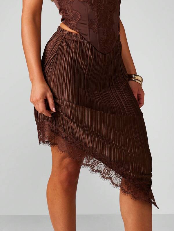 MISSGUIDED Pleated Midi Skirt With Lace Trim