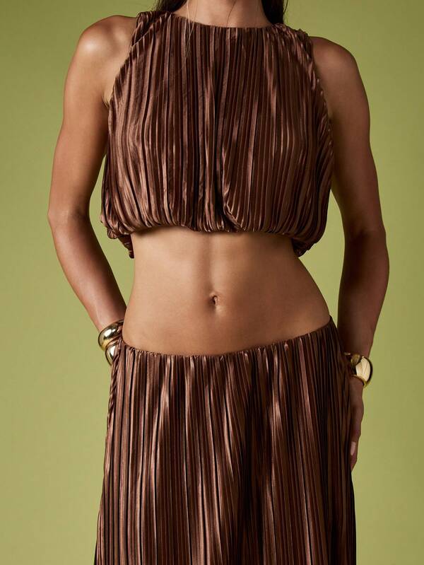 MISSGUIDED Pleated Plisse Crop Top With Maxi Skirt
