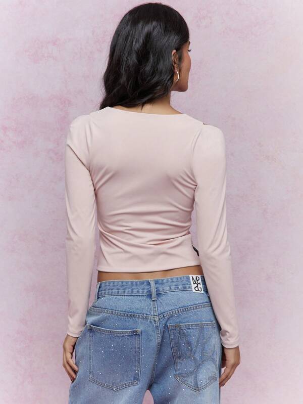 MISSGUIDED Plunge Neck Cut-Out Shoulder Long Sleeves Crop Top