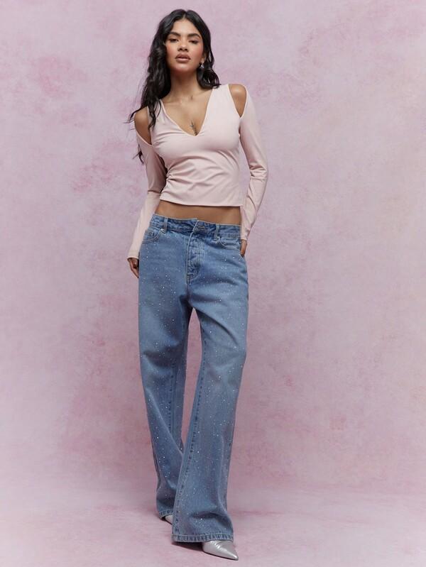MISSGUIDED Plunge Neck Cut-Out Shoulder Long Sleeves Crop Top