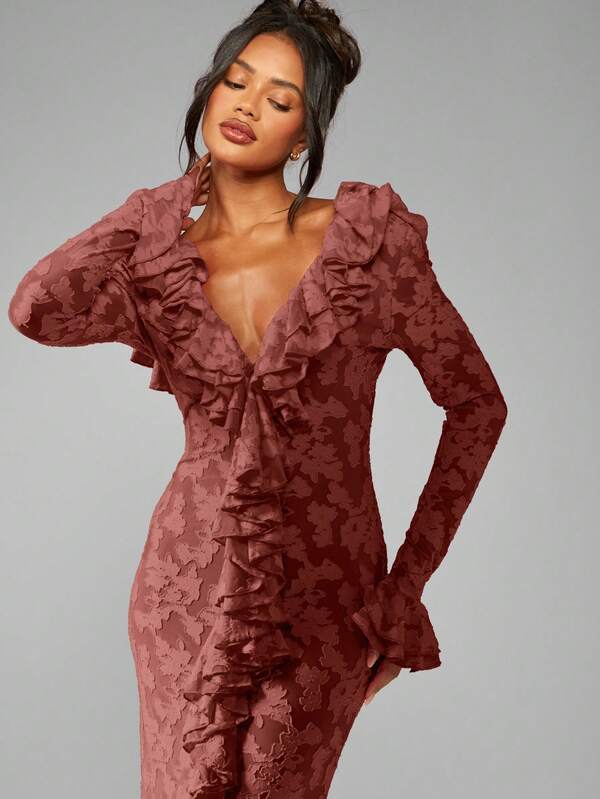 MISSGUIDED Plunge Neck Ruffle Maxi Dress With Bell Sleeves