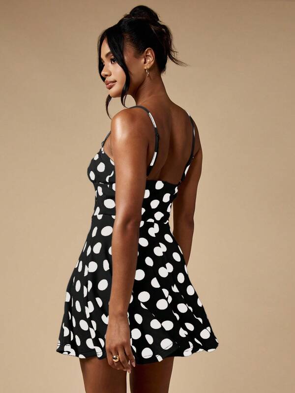 MISSGUIDED Polka Dot Mini Dress With Ruched Bust And Flutter Hem