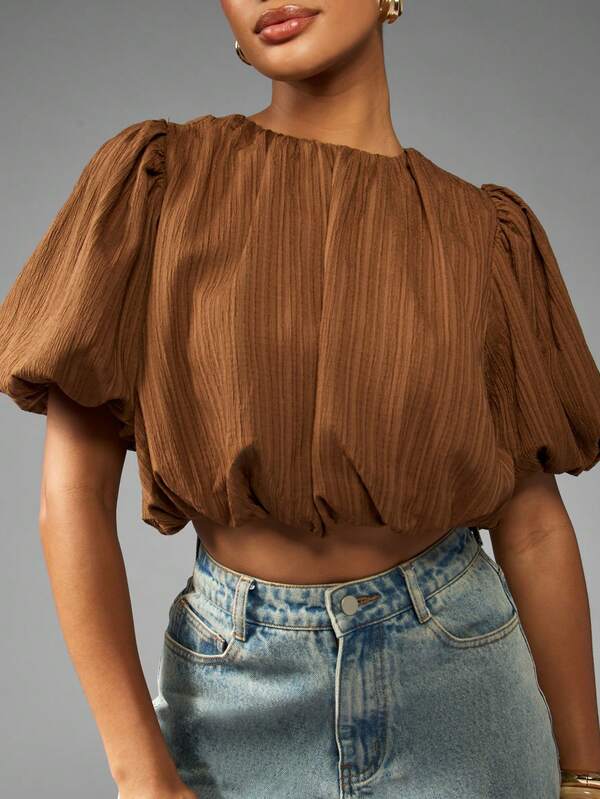 MISSGUIDED Puff Sleeve Pleated Crop Blouse With Gathered Neckline