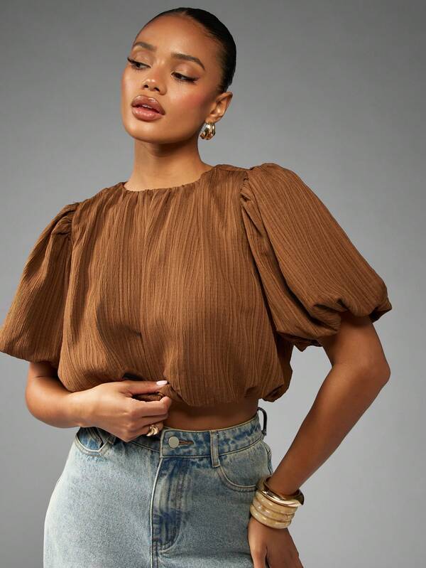 MISSGUIDED Puff Sleeve Pleated Crop Blouse With Gathered Neckline