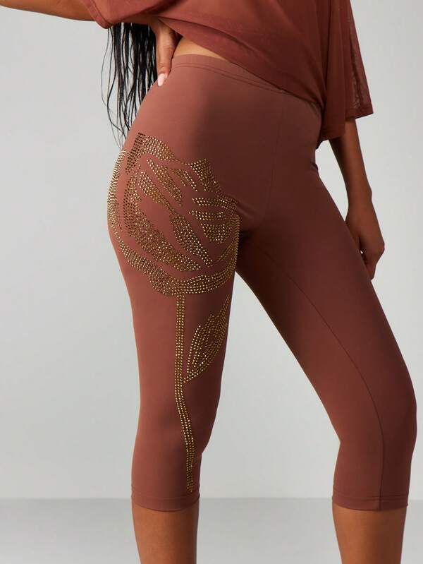 MISSGUIDED Rhinestone Rose Pattern Capri Leggings