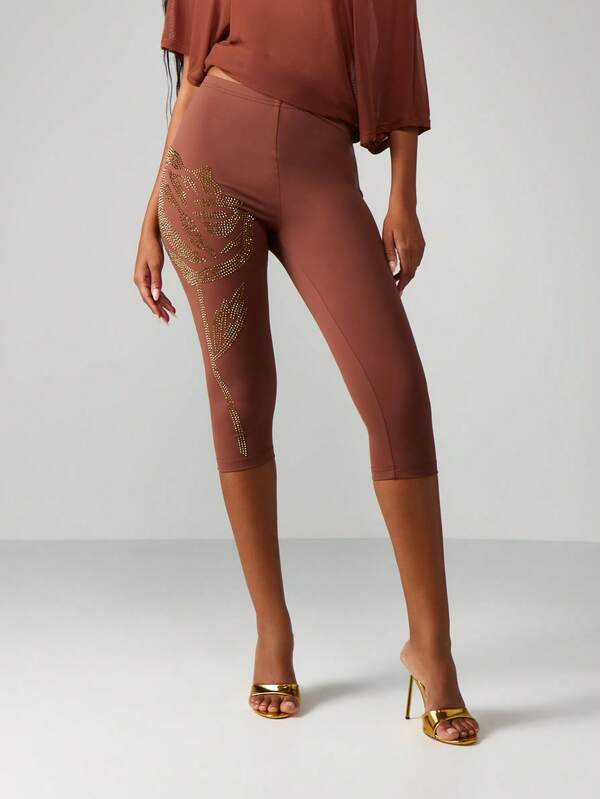 MISSGUIDED Rhinestone Rose Pattern Capri Leggings