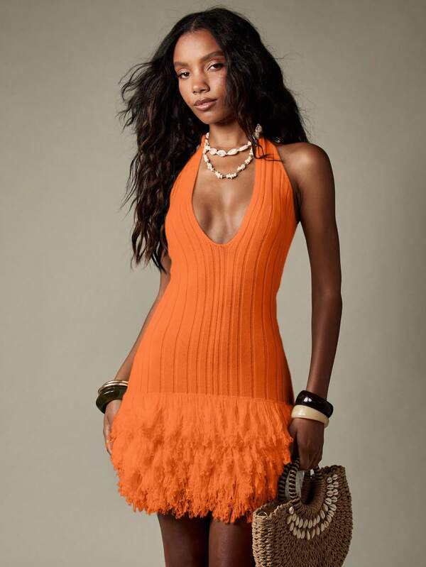 MISSGUIDED Ribbed Knit Halter Fringe Hem Fitted Sweater Dresses