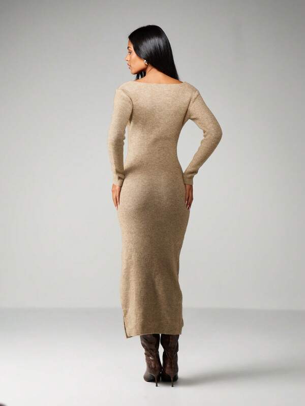 MISSGUIDED Ribbed Knit Maxi Dress With V Neck