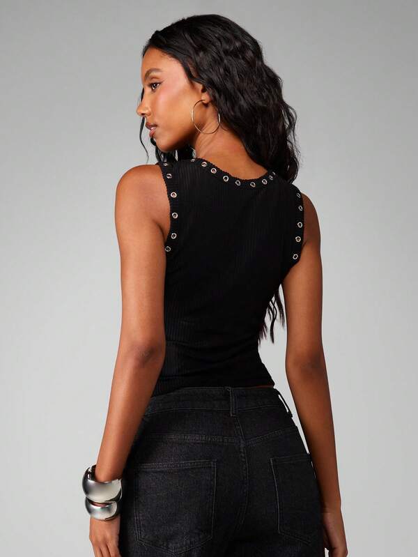 MISSGUIDED Ribbed Tank With Eyelet Trim Detail