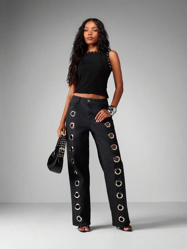 MISSGUIDED Ribbed Tank With Eyelet Trim Detail