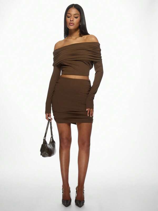 MISSGUIDED Ruched Off-Shoulder Long Sleeve Bodycon Crop Top Mini Skirt Set