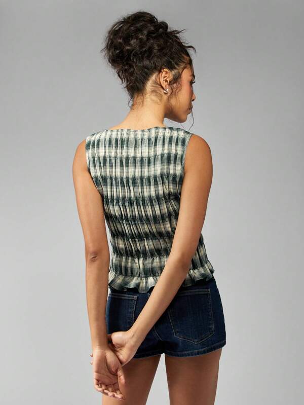 MISSGUIDED Ruched Plaid Sleeveless Cropped Gathered Design Top