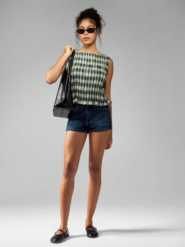 MISSGUIDED Ruched Plaid Sleeveless Cropped Gathered Design Top