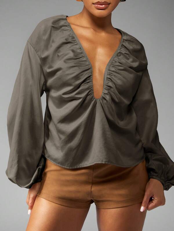 MISSGUIDED Ruched V Neck Balloon Sleeve Blouse With Gathered Detail