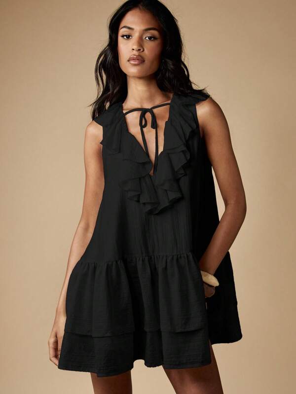 MISSGUIDED Ruffle V Neck Mini Dress With Tiered Skirt