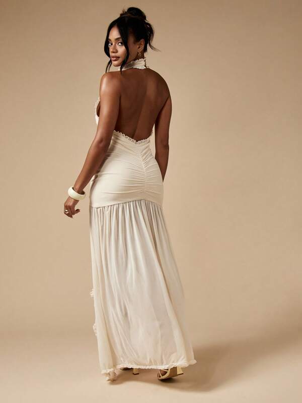 MISSGUIDED Ruffled Halter Neck Mermaid Dress With Plunging Neckline