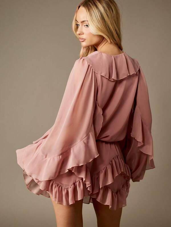 MISSGUIDED Ruffled Mini Dress With Blouson Waist And Tiered Hem