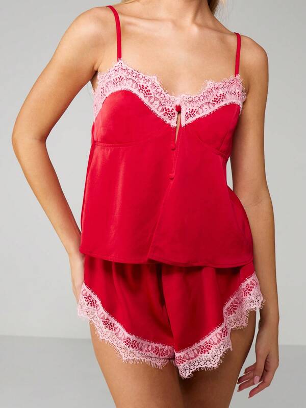 MISSGUIDED Satin Cami And Short Set With Lace Trim