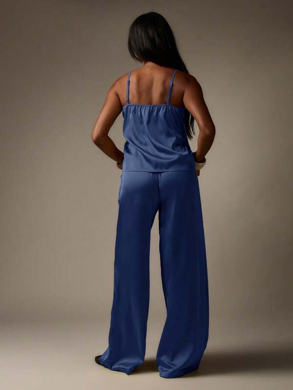 MISSGUIDED Satin Cami Top And Palazzo Pants Set