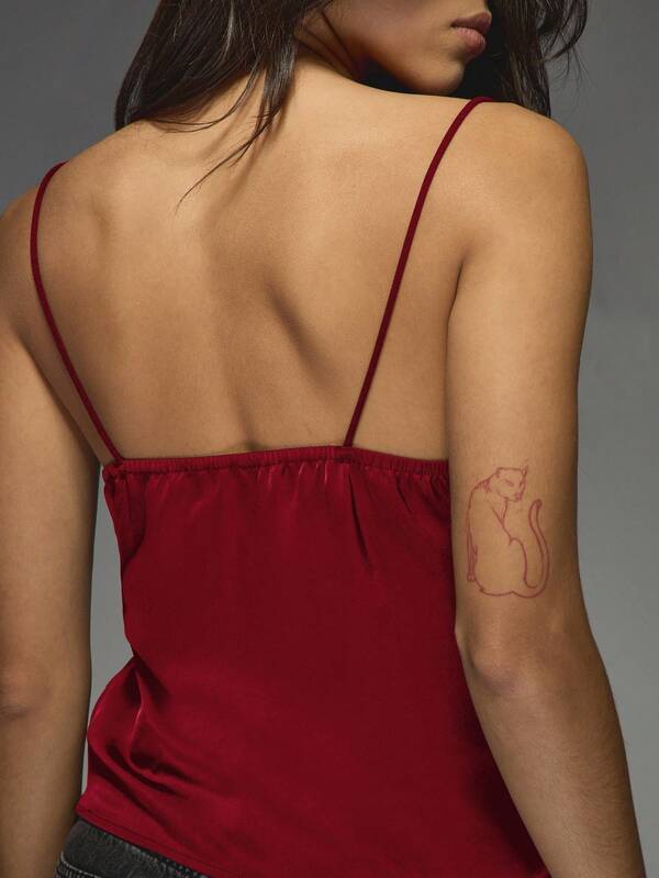 MISSGUIDED Satin Camisole With Eyelash Lace Trim Neckline