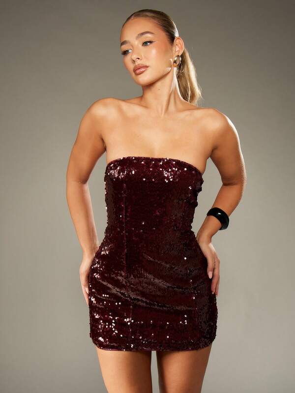 MISSGUIDED Sequin Bandeau Mini Dress With Form Fitting Shape