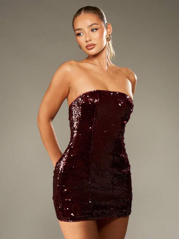 MISSGUIDED Sequin Bandeau Mini Dress With Form Fitting Shape