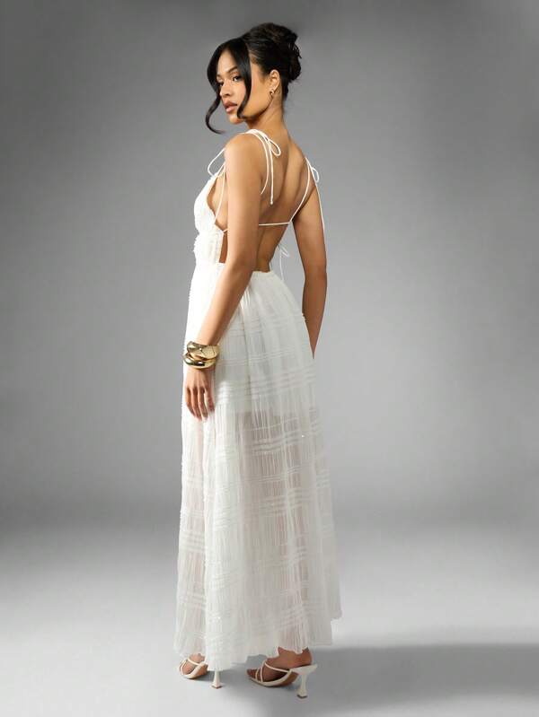 MISSGUIDED Shirred Empire Waist Flowy Chiffon Maxi Dress