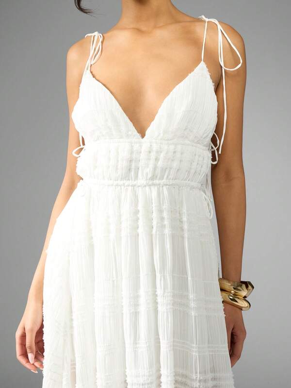 MISSGUIDED Shirred Empire Waist Flowy Chiffon Maxi Dress