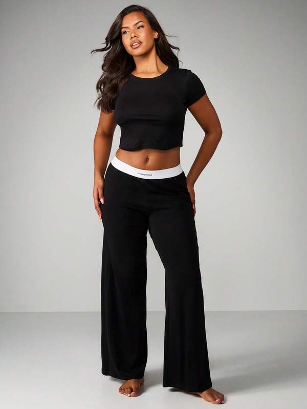 MISSGUIDED Short Sleeve Crop Top With Wide Leg Pants Set