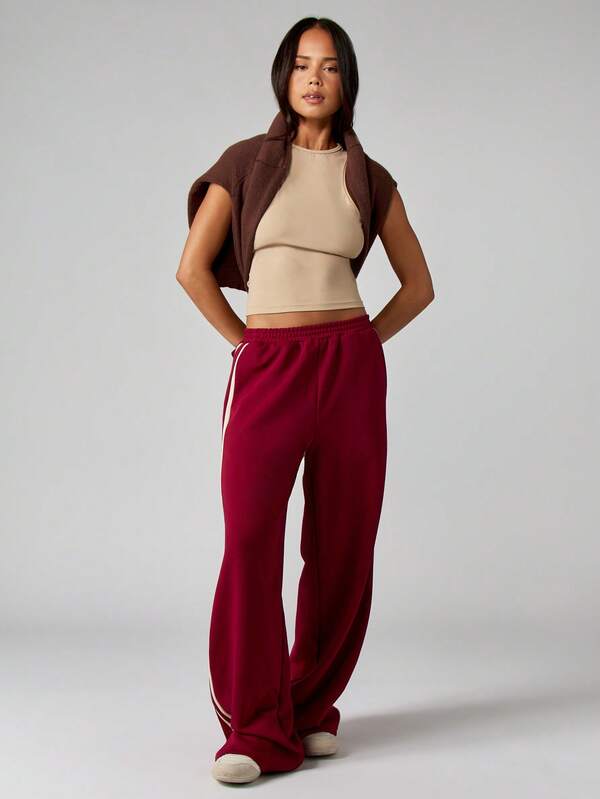 MISSGUIDED Side Stripe Sweatpants With Elastic Waistband