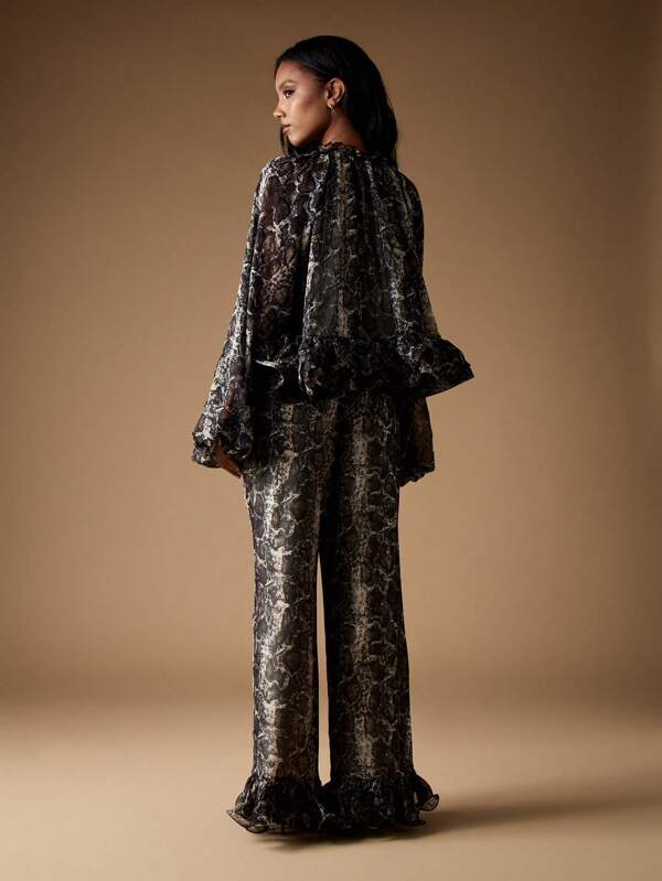 MISSGUIDED Snake Print Coord Set With Balloon Sleeves And Flared Pants