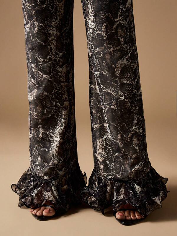 MISSGUIDED Snake Print Coord Set With Balloon Sleeves And Flared Pants