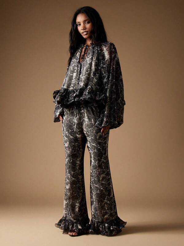 MISSGUIDED Snake Print Coord Set With Balloon Sleeves And Flared Pants
