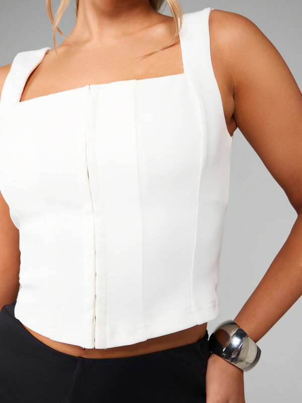 MISSGUIDED Square Neck Fitted Corset Top With Vertical Seams