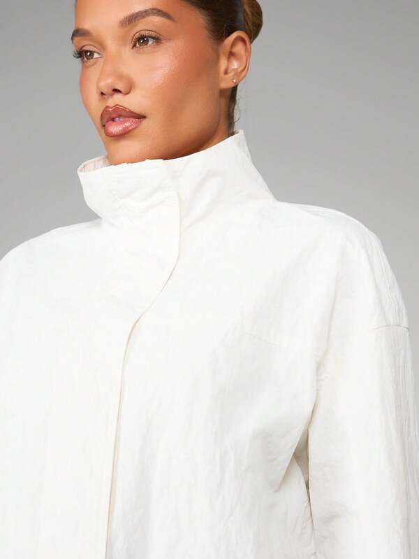 MISSGUIDED Stand Collar Cropped Windbreaker With Elastic Cuffs