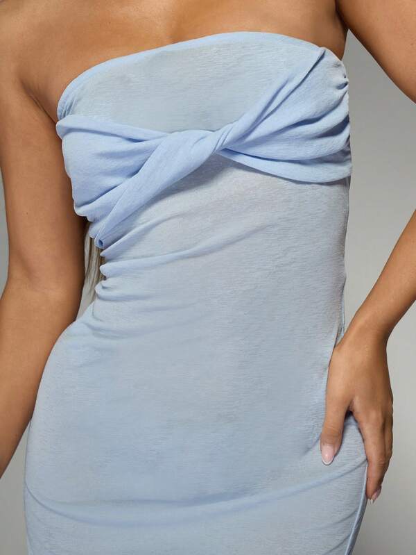 MISSGUIDED Strapless Twist Front Bandeau Maxi Dress With Side Slit