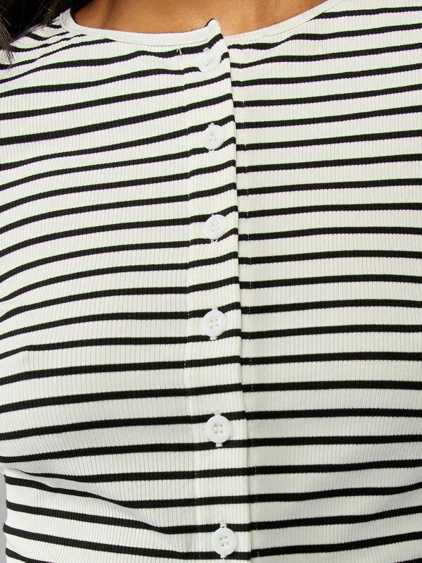 MISSGUIDED Striped Button Front Crop Ribbed Long Sleeve Top