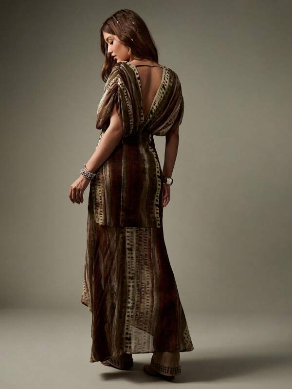MISSGUIDED Striped Chiffon Maxi Dress With Draped Sleeves